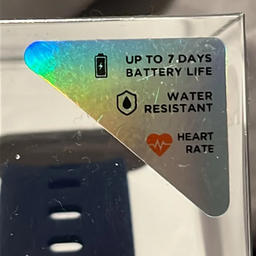 Q7+ Smartwatch - New! Still Sealed! Android and iOS compatible - Picture 2 of 11